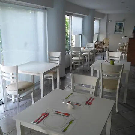 מלון דירות Arethousa לאוטרה אדיפסאו
