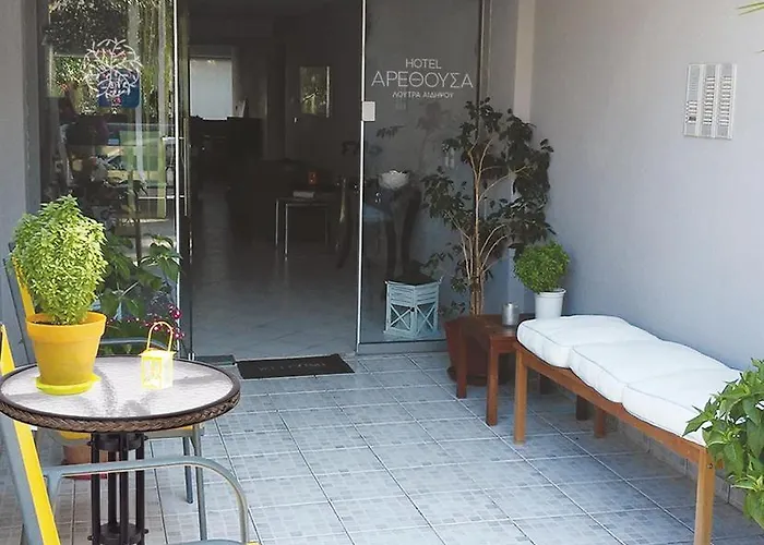 Arethousa Aparthotel 3*